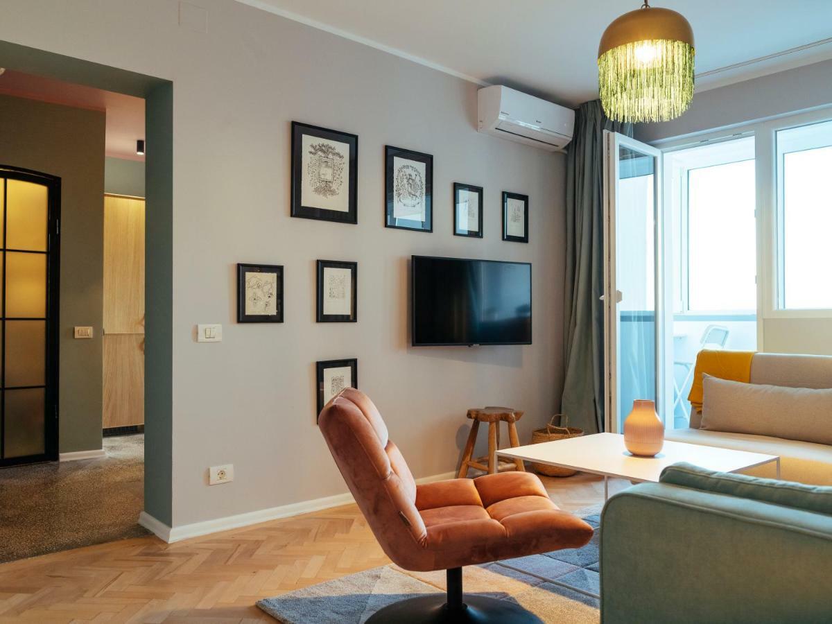 בוקרשט Parklake Design Apartment - Fabulous View - Netflix מראה חיצוני תמונה